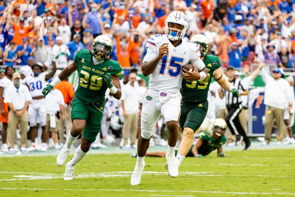 Florida Gators quarterback Anthony Richardson ran for a fourth quarter touchdown against USF.